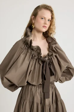 Blouse à manches bouffantes en faille recyclée
