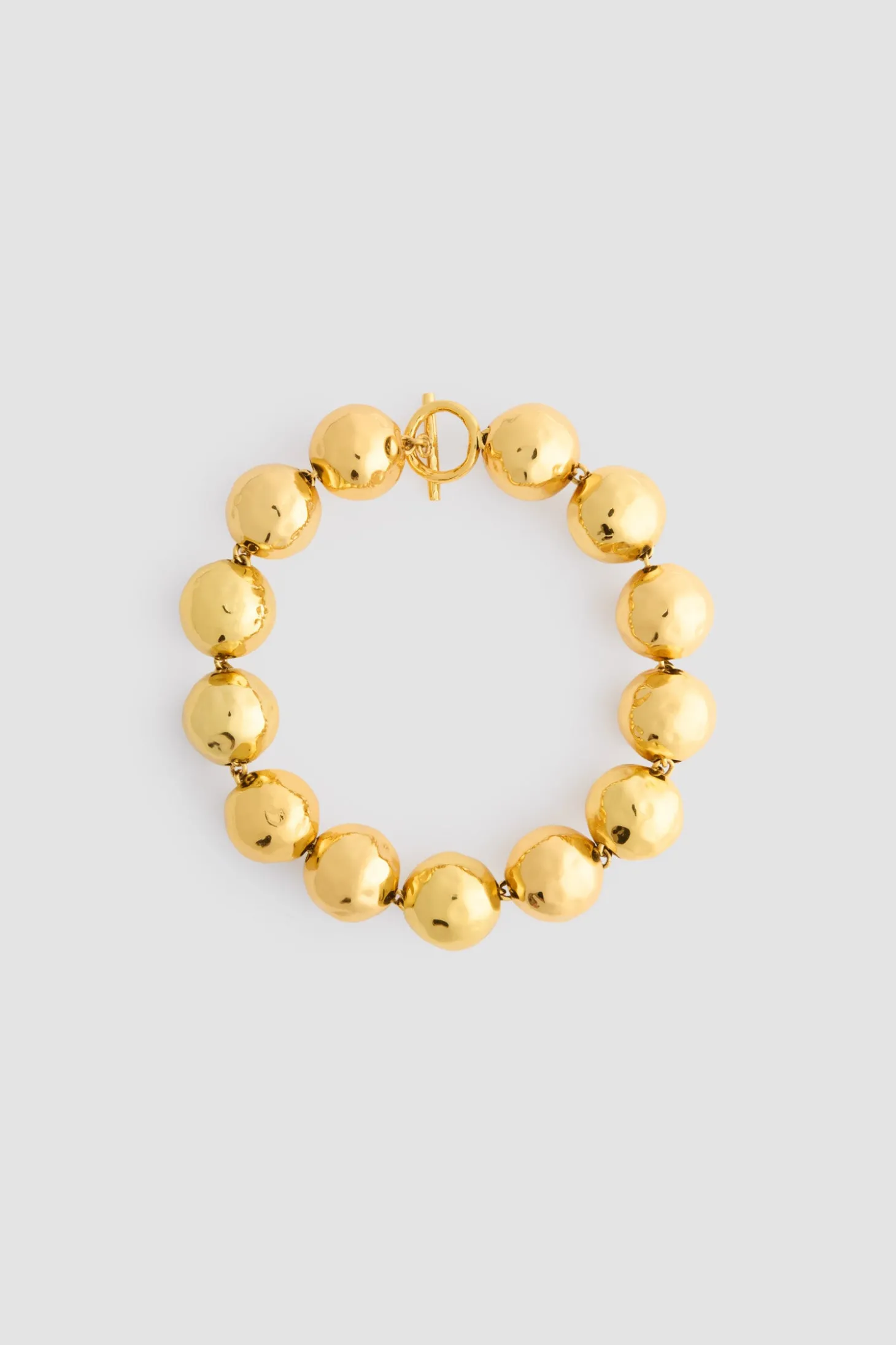 Collier à boules martelées en laiton doré