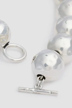 Collier à boules martelées en laiton argenté