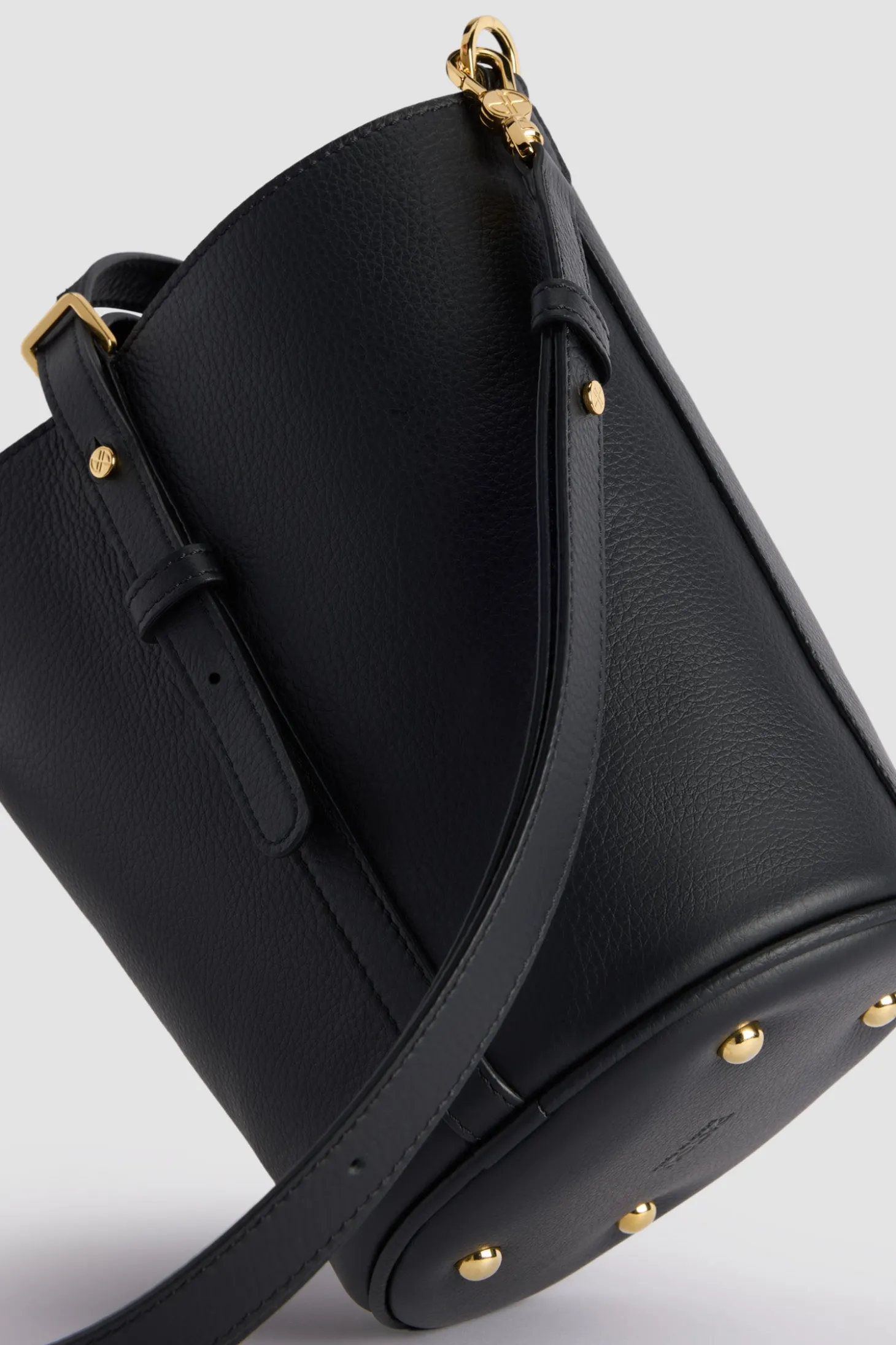 Petit sac seau JP en cuir