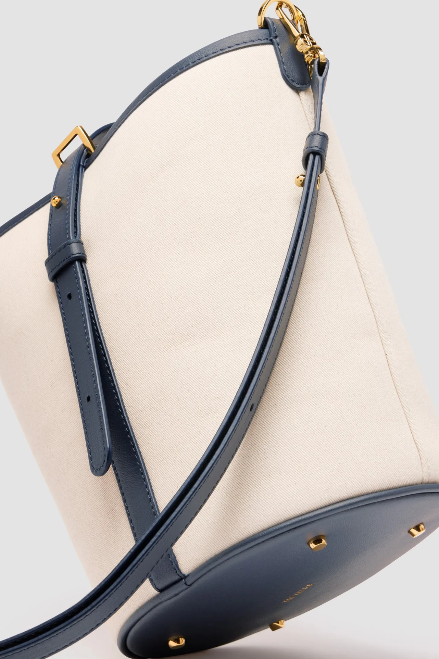 Petit sac seau JP en cuir et coton