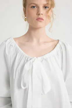 Robe à ourlet volanté en faille recyclée