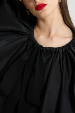 Robe à ourlet volanté en faille recyclée