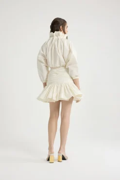 Robe courte à manches bouffantes en faille recyclée