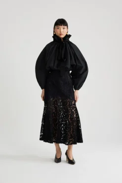 Top en faille à manches bouffantes