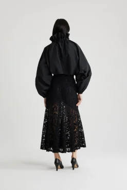 Top en faille à manches bouffantes