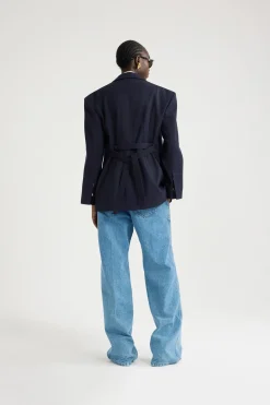 Veste oversize ceinturée en sergé de laine technique éco-responsable